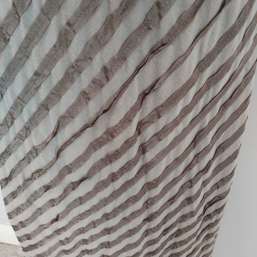 Soft Surroundings Diagonal Ribbon Pattern Tan Max… - image 3